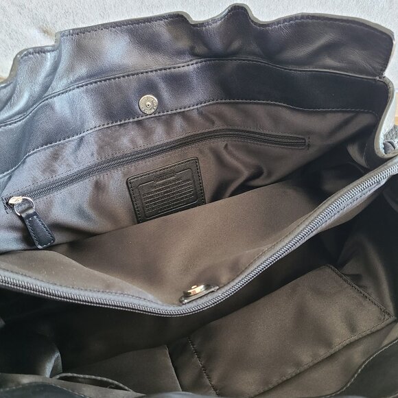 Mint Condition Y2K Coach Penelope Pebbled Black Leather  Satchel/Handbag - Picture 6 of 6